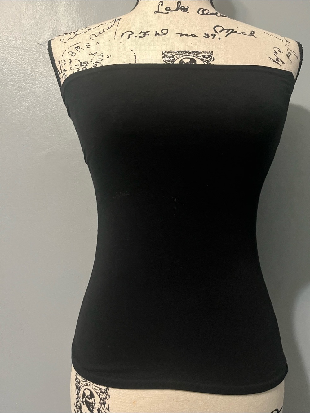 Classic Black Strapless Tube Top - Women
